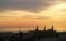 Grande, Vista Mare A 2 Passi Dalla Spiaggia